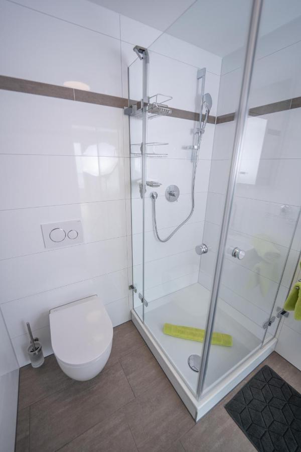 City Apartments Fn L 6 Klimatisiert Mit Balkon Friedrichshafen Luaran gambar